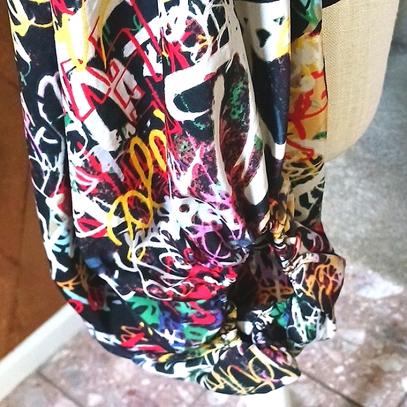 TRUTH Balloon Sleeve Multi-Color V-Cut Crop Top Plus Size 2X - Picture 3 of 10